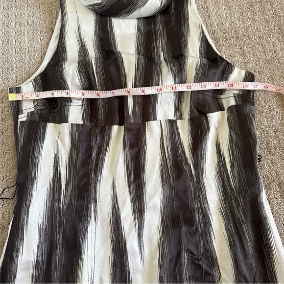 Carlisle sleeveless dress, cowl neck, Brown and white abstract Size 6 - Picture 8 of 16